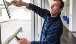 nettoyage-de-fenetres-commerciales-et-industrielles